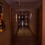 Dhiraj Hotel 3*