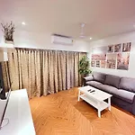 White House By Maxxvalue Service Bandra * Mumbai