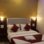 Flagship 83490 Hotel Bently Palace Hotel 3*