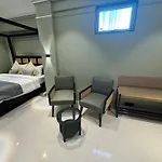 Hotel Mumbai House, Valnai Malad