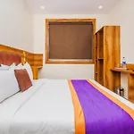 Era Hotel
