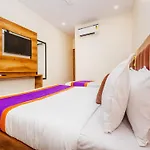 Era Hotel 2*