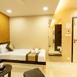 The Majlis - Colaba 3*