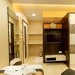 The Majlis - Colaba 3* Mumbai