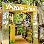 Fabhotel Dream Palace