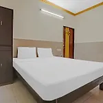 Hotel Spot On 81122 Alfa