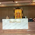 Fabhotel Shivam I