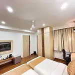 White House By Maxxvalue Service Bandra * Mumbai
