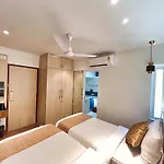 White House By Maxxvalue Service Bandra *