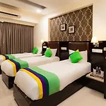 Hotel Treebo Laaiba Residency 3*