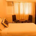 Oyo Rooms Mumbai Juhu Beach