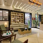 Hotel Ozone Inn Colaba