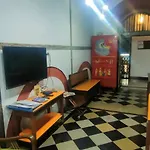 Vasantashram Cst Mumbai, Free Wifi With 1940s Retro Vibe Hostel Mumbai