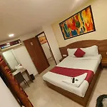 Hotel Beach Crown Juhu