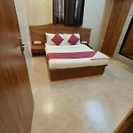 Hotel Crown Juhu Mumbai