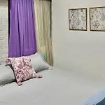 Bougainvillea Bliss~Entire 1Bhk In Bandra\'S Heart