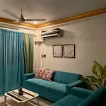 Bougainvillea Bliss~Entire 1Bhk In Bandra\'S Heart