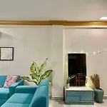 Bougainvillea Bliss~Entire 1Bhk In Bandra\'S Heart