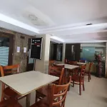 Hotel Samrat 3*