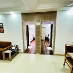 Apartment Maxxvalue - Service Marol