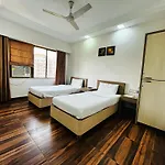 Maxxvalue - Service Marol Mumbai