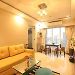 Luxury 1 Bedroom Apartment - 2 Mins From Airport