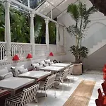 Apartment 72 Pali Village A Cozy Vintage By Connekt Homes Mumbai