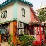 72 Pali Village A Cozy Vintage By Connekt Homes Apartment Mumbai