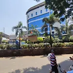 Hotel Adams Inn Near Mumbai Airport