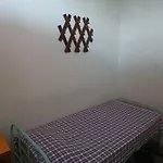 Vasantashram Cst Mumbai, Free Wifi With 1940s Retro Vibe Hostel