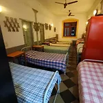 Vasantashram Cst Mumbai, Free Wifi With 1940s Retro Vibe Hostel *