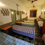Hostel Vasantashram Cst Mumbai, Free Wifi With 1940s Retro Vibe Mumbai