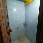 Vasantashram Cst Mumbai, Free Wifi With 1940s Retro Vibe Hostel