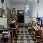 Vasantashram Cst Mumbai, Free Wifi With 1940s Retro Vibe Hostel Mumbai