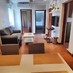 White House By Maxxvalue Service Bandra Mumbai