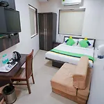 Hotel Skylink Hospitality Next To Amber Imperial 3*