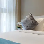 1Bhk Apartment In Regent Hill By Six Bungalow