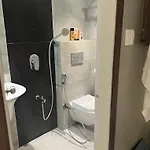 New Dream Residency By Glitz Guest house Mumbai
