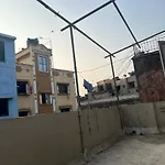 Peaceful Single Room With Balcony