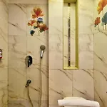 House Juhu, Santacruz West, Hotel Mumbai