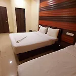 Hotel Rigga Inn Kokilaben Dhirubhai Ambani Hospital