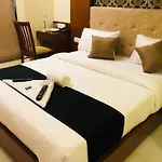7 Hills Inn
