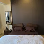 Cozy N Spacious 1Bhk In Khar West