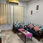Spacious 2 Bhk With Balcony In Bandra * Mumbai
