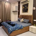 Ivy Splendour Private B, Oshiwara * Mumbai