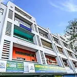 Glitz Hotels 7Even Hills- Nr International Airport Mumbai T2