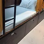 Golden View Dormitory * Mumbai