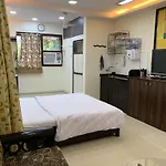 Apartment Mon Repose Bandra *