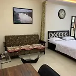 Apartment Mon Repose Bandra