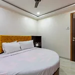Samrat Palace 3*